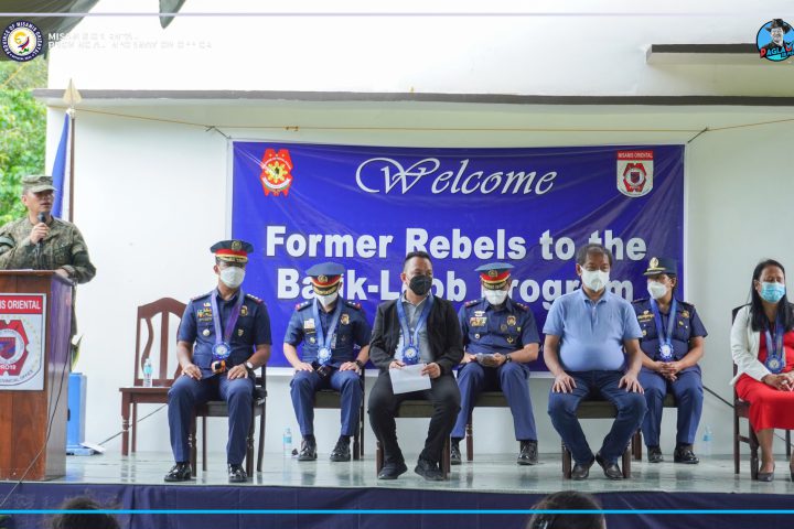 Welcome Activitiy alang sa 25 ka mga former rebels diin kauban ni Governor Unabia si DILG Provincial Director Engr. Marisia Naybe, 58th IB Commanding Officer LTCOL Ricky Canatoy, Misor PPO OIC PCOL Gonzalo Villamor Jr. ug Mr. Jaylord Adame.