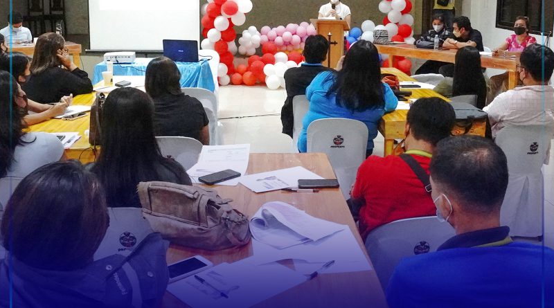 Hon. Atty. Nadya Emano-Elipe mihatod og mensahe sa tanang negosyante atol sa Stakeholders Consultative Conference sa lungsod sa Tagoloan.