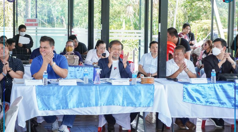 Gov. Peter M. Unabia uban sila Sangguniang Panlalawigan Education Committee chairman BM Gerardo Sabal III, Health committee chairman BM Rey Buhisan, Provincial Administrator John Venice Ladaga ug Schools Division Superintendent Jonathan S. Dela Peña.