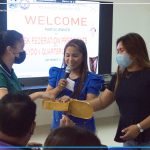 Pag-draw lots sa mga youth leaders pagpangandam sa youth program implementation.