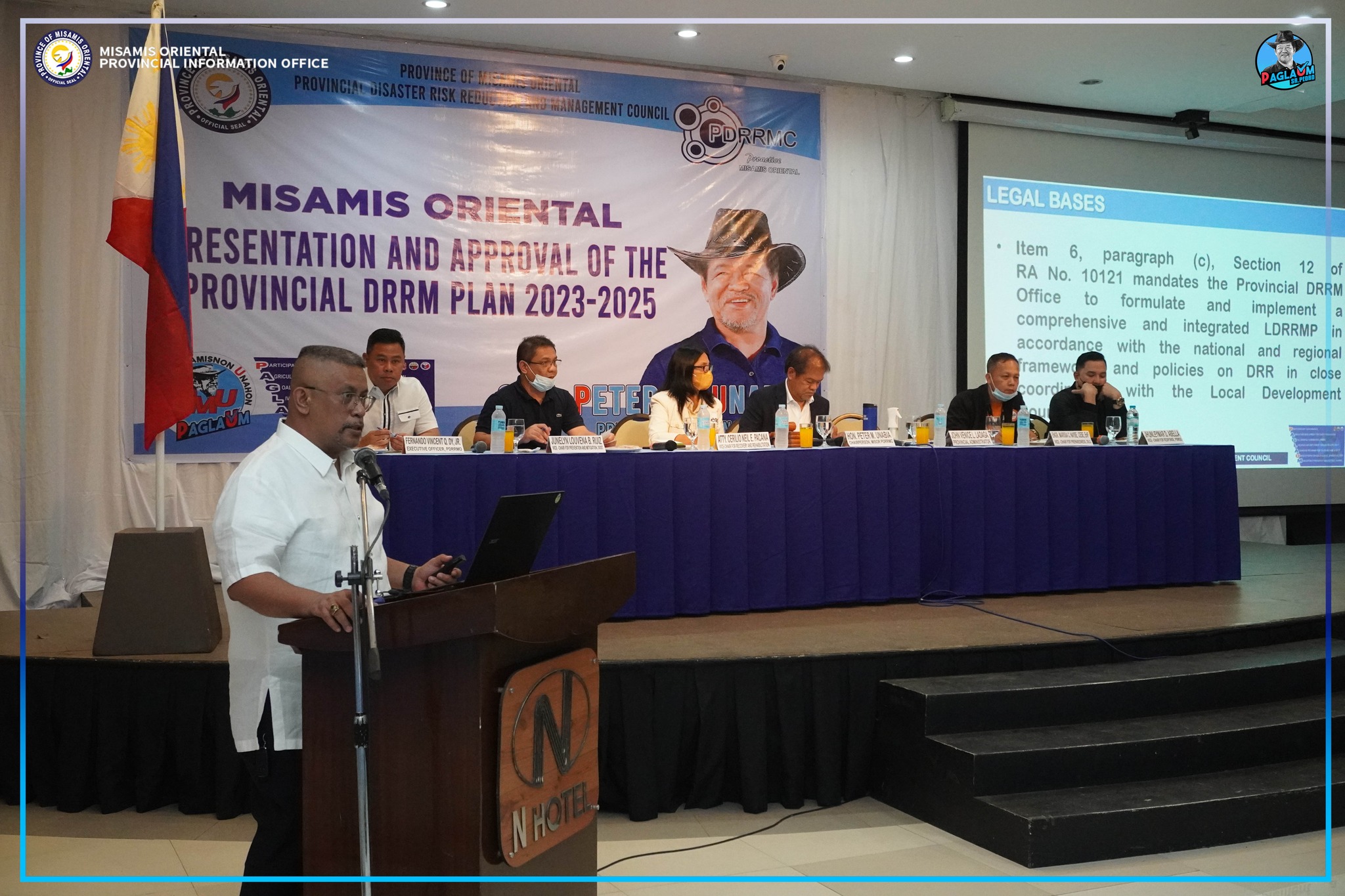 Pagpresentar ni Mr. Floy Francisco sa Provincial DRRM Plan alang sa tuig 2023-2025.