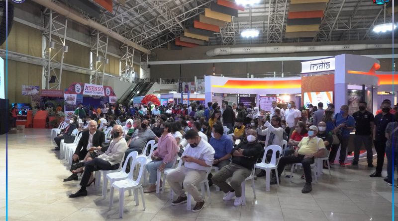 Naghatag sa iyang mensahe ngadto sa mga mitambong sa Mindanao Food Congress si DOST-10 OIC-Sancho A. Mabborang.