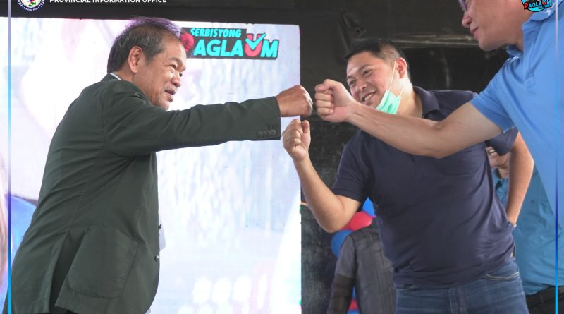 Gobernador Peter M. Unabia ug si Vice-Governor Jigjag Pelaez nagkahiusa alang sa kalamposan sa Serbisyong PAGLAUM sa MisOr nga nahitabo sa Manticao.