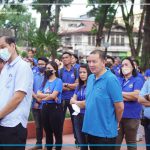 Provincial Health Officer Dr. Israel Peralta, Jr. atol sa flag raising nga mitamod sa mando ni Governor Peter Unabia.