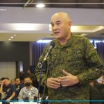 Si 403rd Infantry Brigade Commander (403IB) Colonel Michele Anayron Jr. naghisgot mahitungod sa E-Clip ug ELCAC updates.