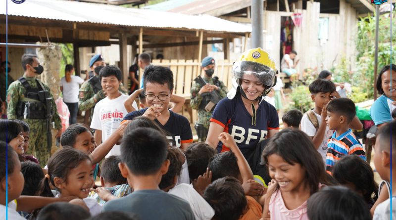 Nahimong partner ang BFP sa gipahigayong Adopt a Barangay sa PGO sa Brgy. Tama, Magsaysay pinaagi sa training ngadto sa kabataan