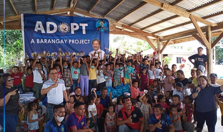 Malampusong pagbisita sa Provincial Library sa Barangay Mahayahay sa Manticao alang sa Adopt a Barangay project