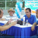 Governor Peter “Sr. Pedro” Unabia nagkahisgot-hisgot uban ang Project consultants sa Vocational Technical Learning Institute.