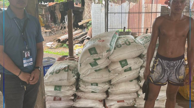 Personahe sa Provincial Agriculture Office uban ang mga mag uuma sa Sta. Ana, Tagoloan