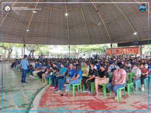 Tagoloan scholars midawat og dugang pinansyal gikan sa IKNB program.