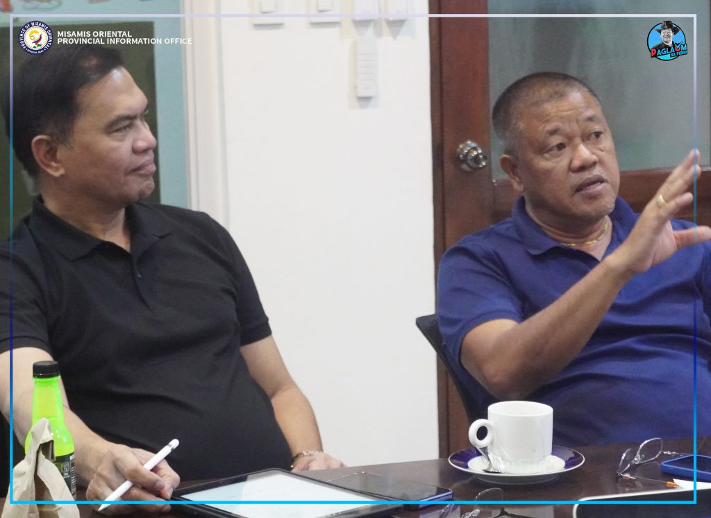 Committee on Health Chairman Provincial Board Member Rey Buhisan ug Provincial Health Consultant Rommel Maslog nangulo sa tigom.