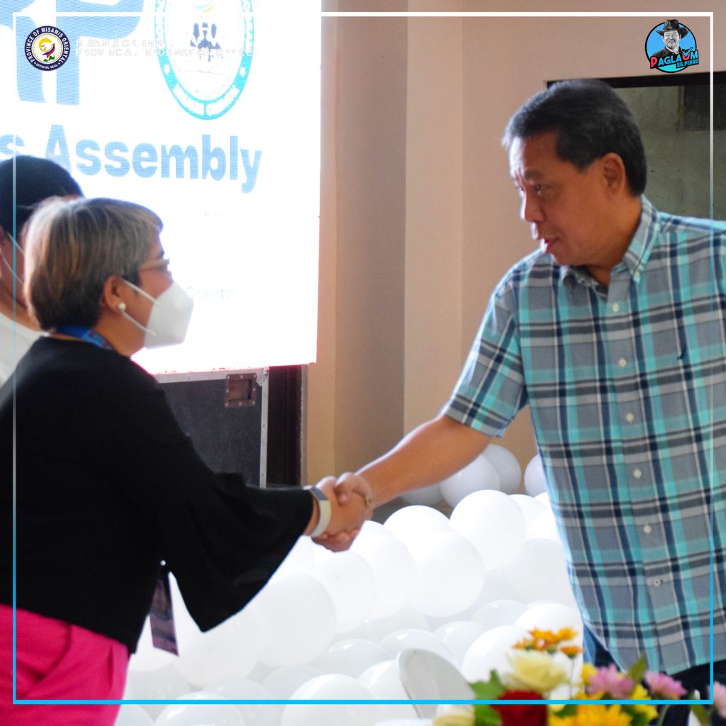 Mayor Quina sa iyang pakig-abi-abi kang Human Resource Management Officer Atty. Jocelyn Lood-Mateo.