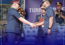 Pag-handshake ni Outgoing PBGen Lawrence Coop ug PBGen Ricardo Layug Jr.