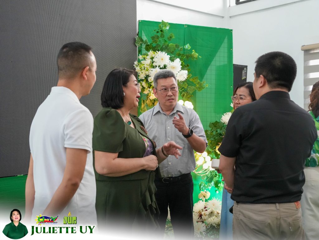 NAGKADAIYANG AHENSYA KATIMBAYAYONG SA ADMINISTRASYONG UY