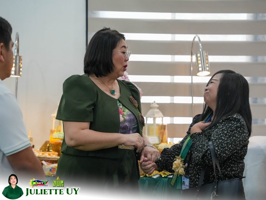 NAGKADAIYANG AHENSYA KATIMBAYAYONG SA ADMINISTRASYONG UY